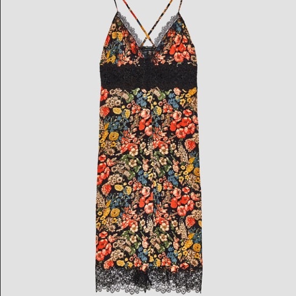 NWT Zara Floral Lace Cropped Flowing Jumpsuit - Picture 4 of 8